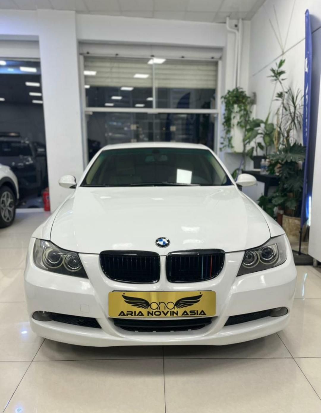 ب ام و سری 3 سدان 320i - 2008