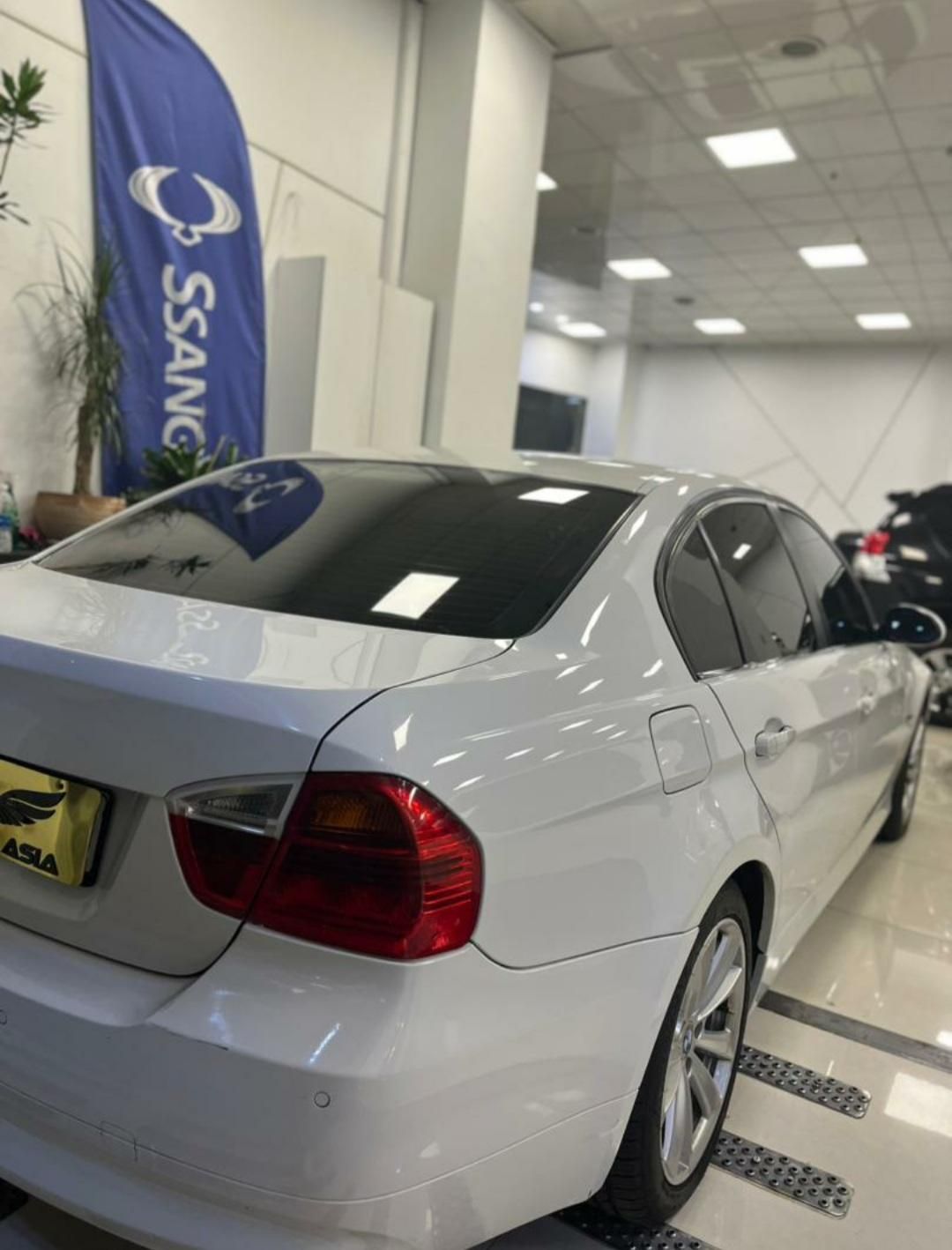 ب ام و سری 3 سدان 320i - 2008