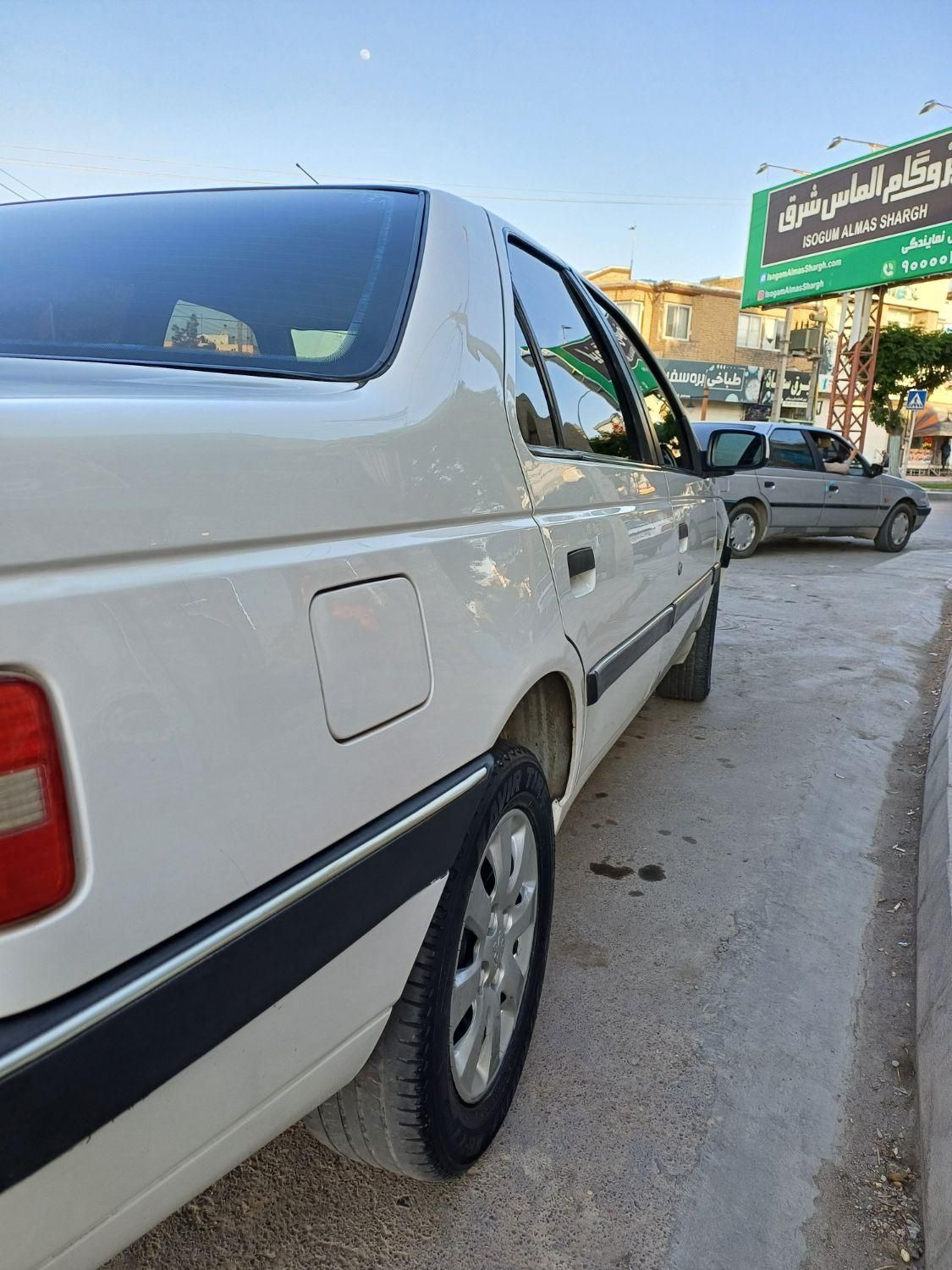 پژو 405 SLX بنزینی  XU7 - 1390