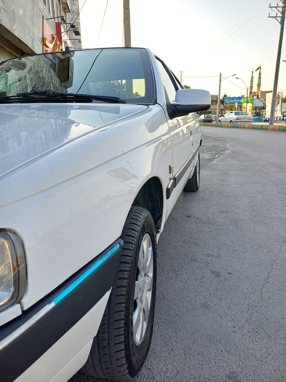 پژو 405 SLX بنزینی  XU7 - 1390