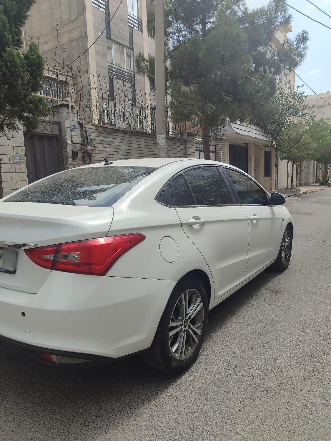 چری آریزو ۵ توربو TE - 1400