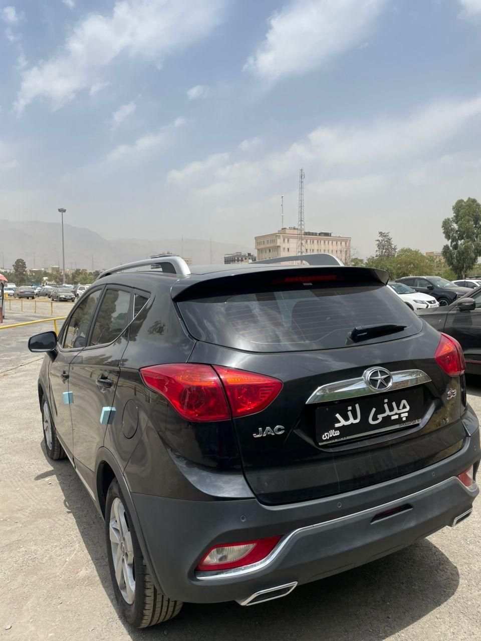 جک S3 اتوماتیک - 1402