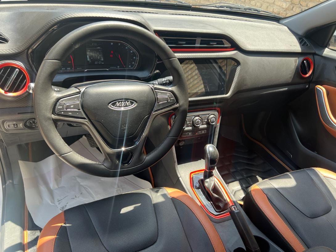 ام وی ام X22 اتوماتیک اسپرت اکسلنت - 1400