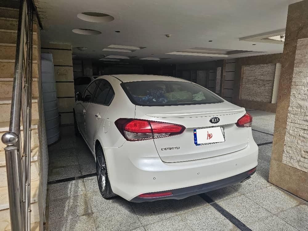 کیا سراتو 2.0 لیتر اتوماتیک GT لاین - 2017
