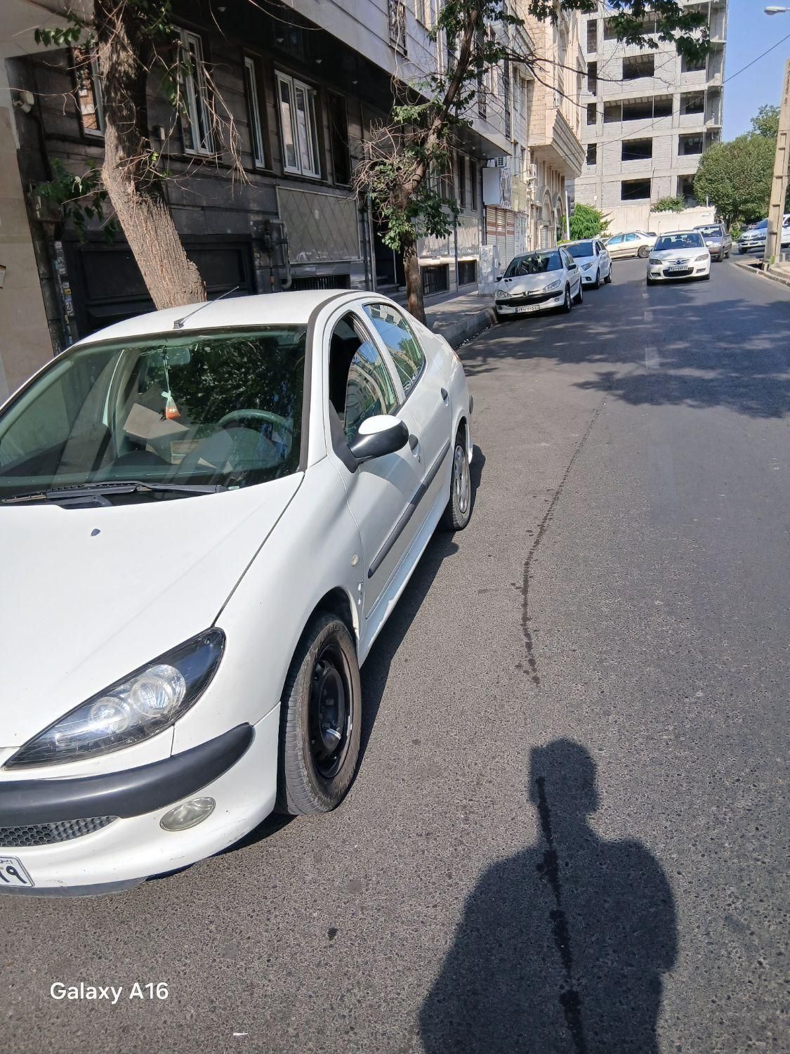 پژو ۲۰۶ صندوق دار v8 - 1396