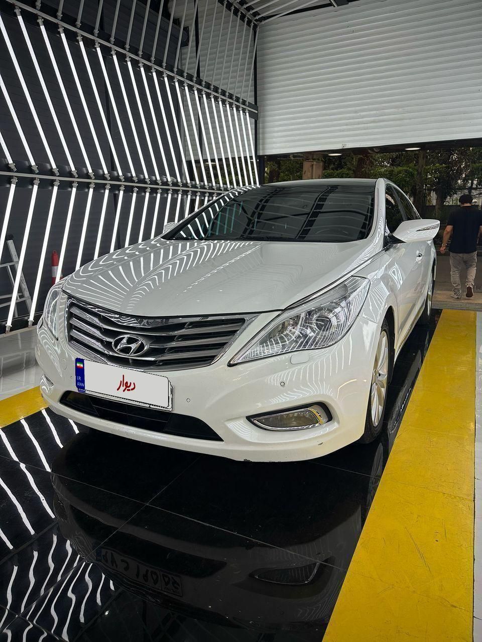هیوندای آزرا (گرنجور) 3000cc - 2012