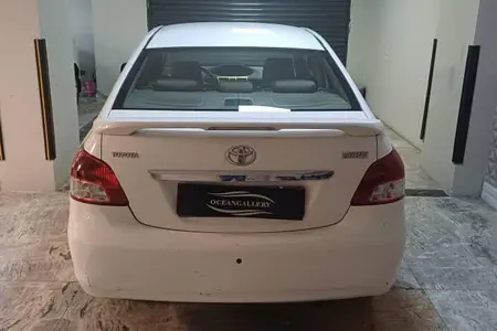 تویوتا یاریس هاچ بک XP150 - 2010