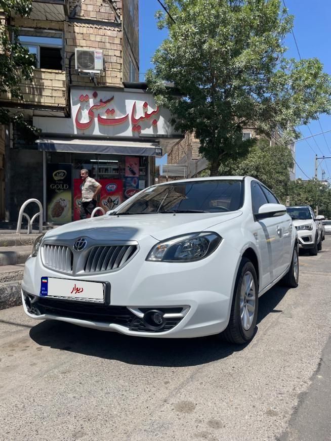 برلیانس H320 دنده‌ای 1500 - 1396