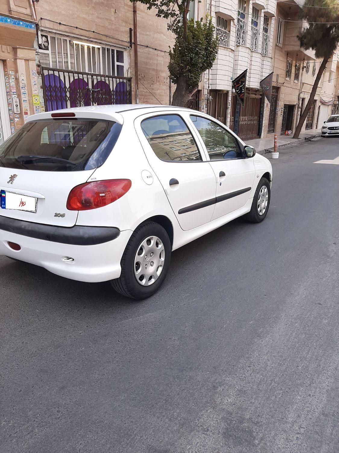 پژو 206 تیپ 5 - 1394