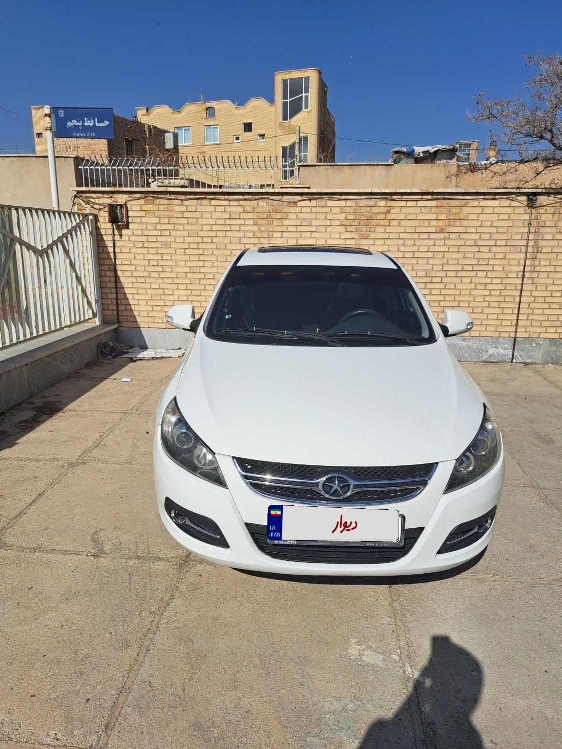 خودرو جک، J5 آگهی ann_19309412