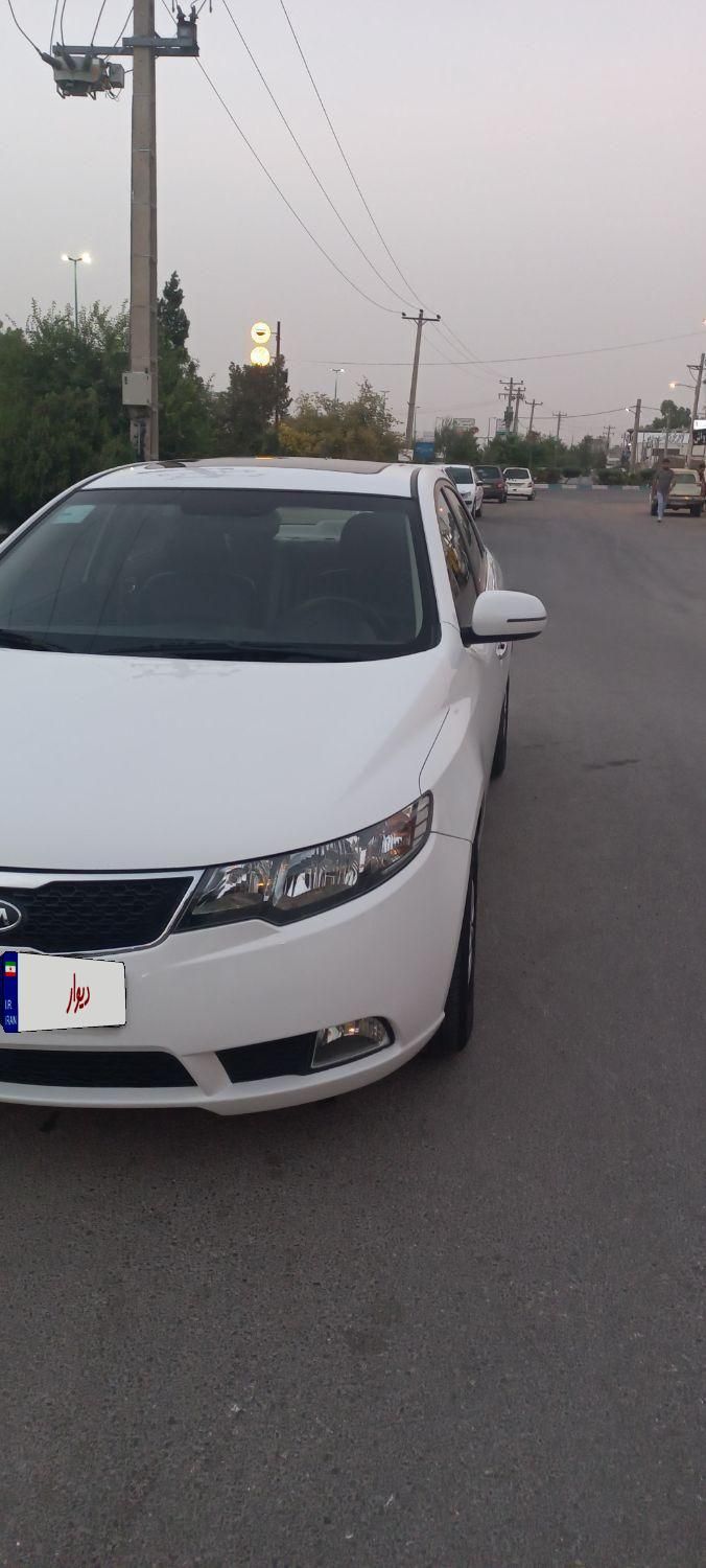 خودرو کیا، سراتو مونتاژ آگهی ann_19309450