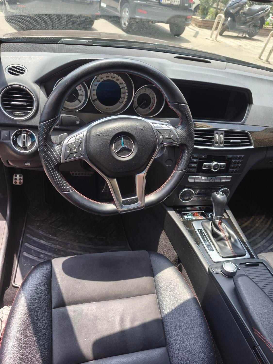 بنز C 200 - 2014