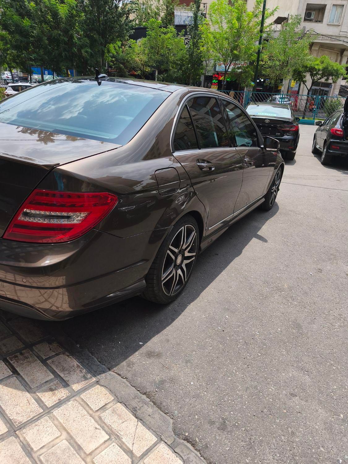 بنز C 200 - 2014