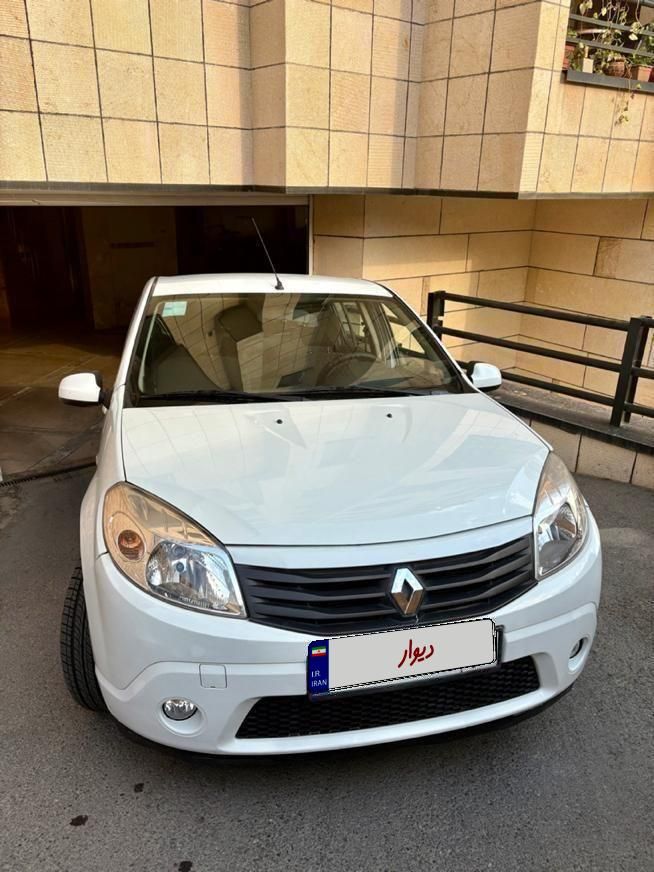 رنو ساندرو اتوماتیک - 1396