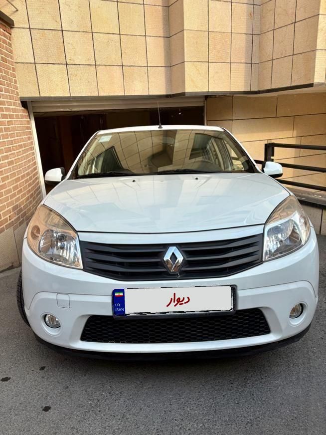 خودرو رنو، ساندرو آگهی ann_19310585