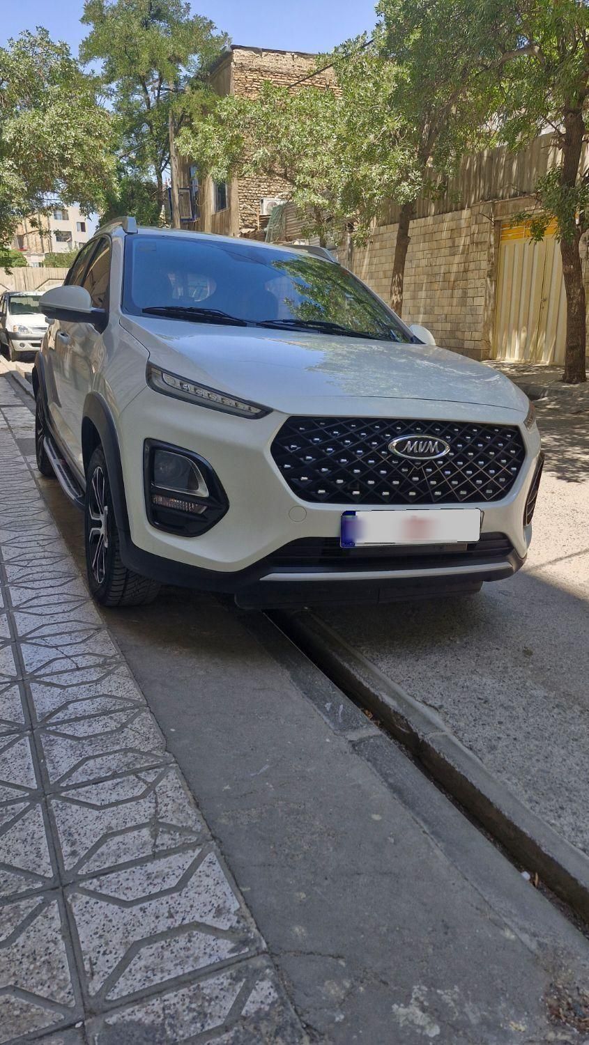 ام وی ام X22 پرو اتوماتیک اکسلنت - 1402