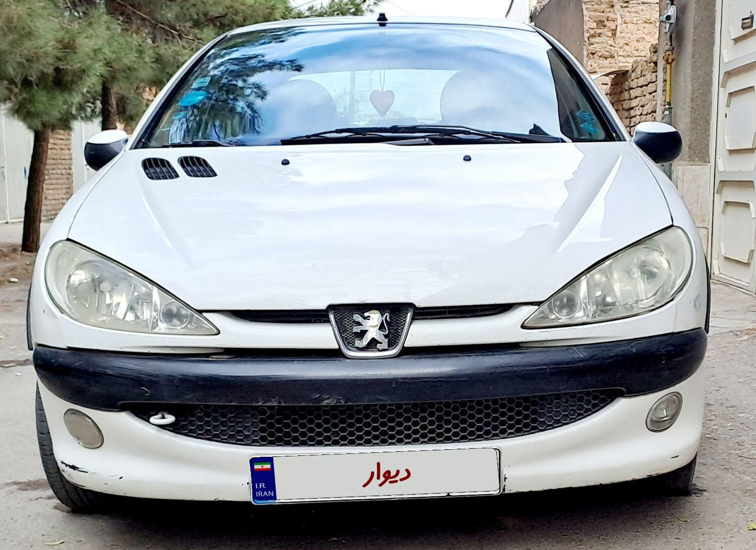 پژو ۲۰۶ صندوق دار v20 - 1387