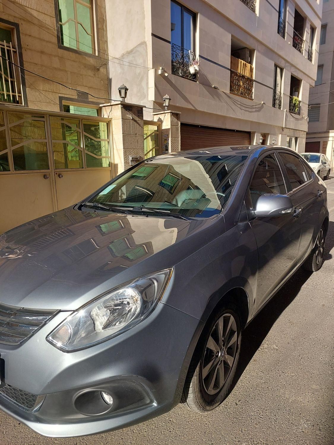 جک J4 اتوماتیک ساده - 1401
