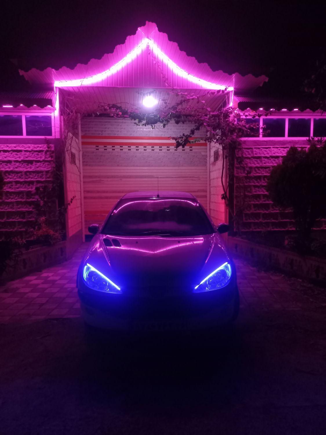پژو ۲۰۶ صندوق دار v8 - 1397