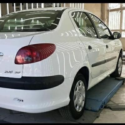 پژو ۲۰۶ صندوق دار v8 - 1398