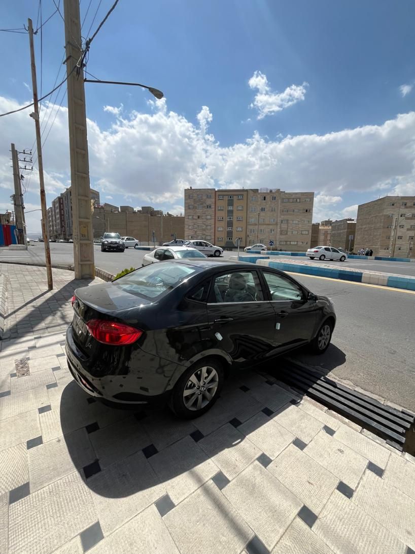 جک J4 اتوماتیک ساده - 1404
