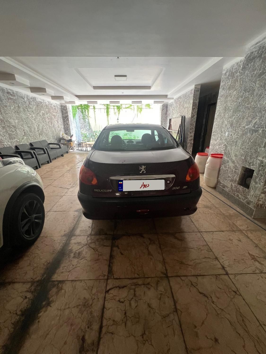 پژو ۲۰۶ صندوق دار v8 - 1393