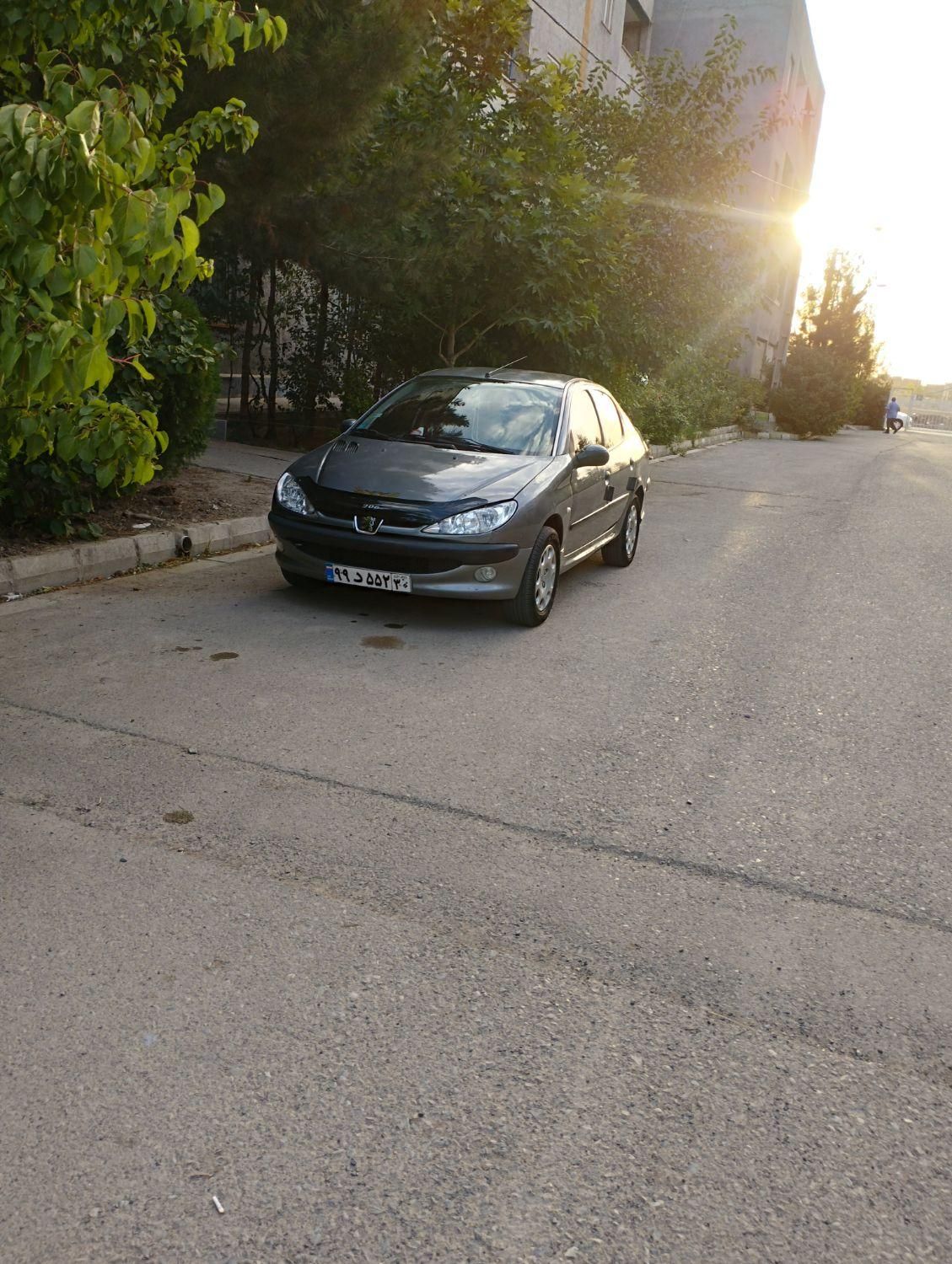 پژو ۲۰۶ صندوق دار v8 - 1386