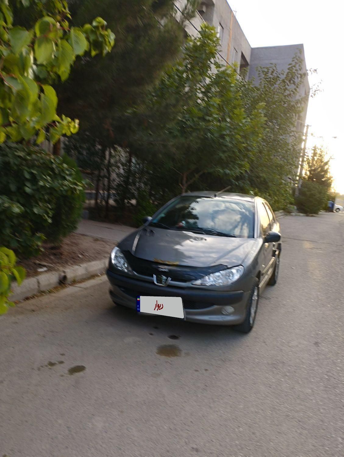 پژو ۲۰۶ صندوق دار v8 - 1386