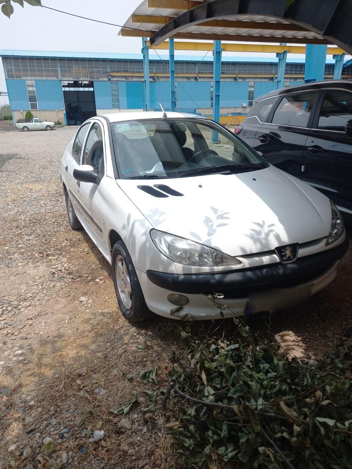 پژو ۲۰۶ صندوق دار v8 - 1398