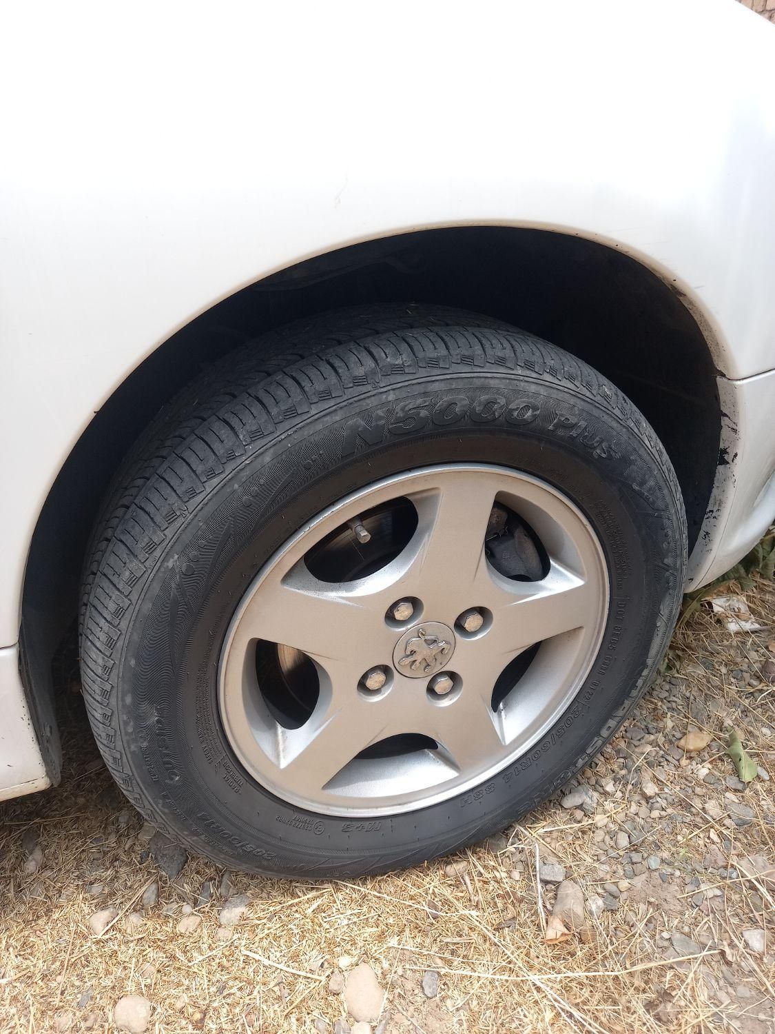 پژو ۲۰۶ صندوق دار v8 - 1398