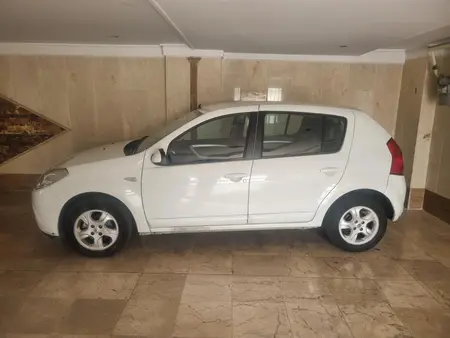خودرو رنو، ساندرو آگهی ann_19311488