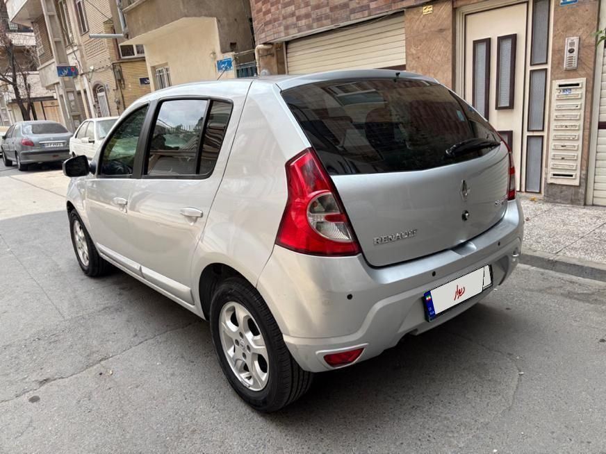خودرو رنو، ساندرو آگهی ann_19312077