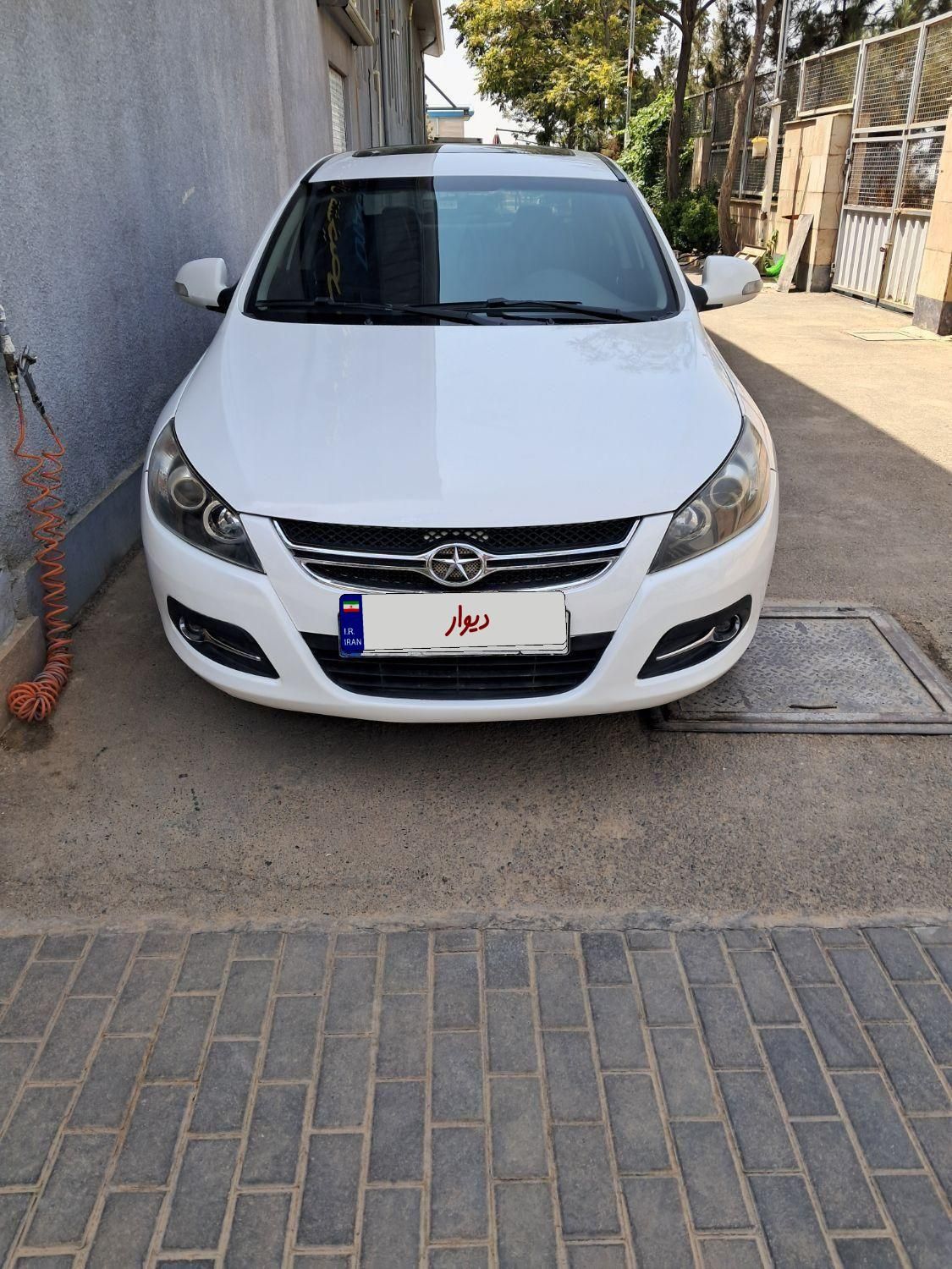 خودرو جک، J5 آگهی ann_19312444