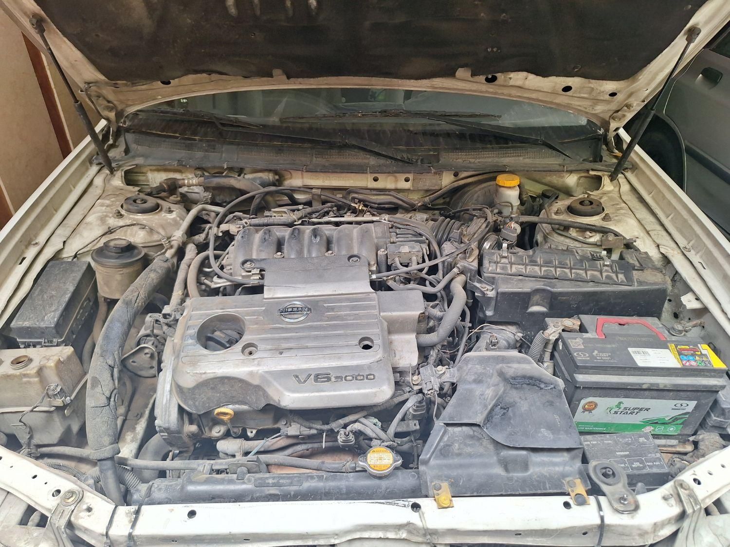 نیسان ماکسیما دنده‌ای - 1383