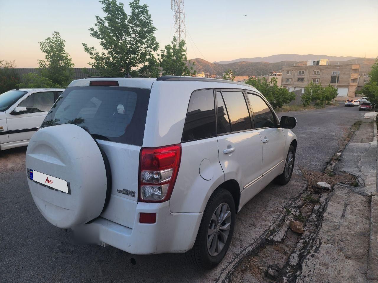 سوزوکی ویتارا ایران خودرو 2400 اتوماتیک - 1396