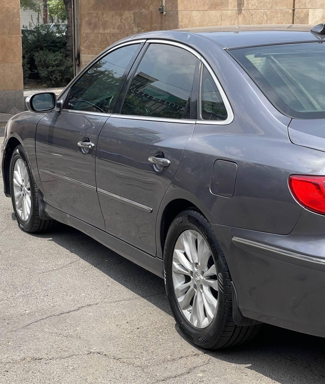 هیوندای آزرا (گرنجور) 3300cc - 2011