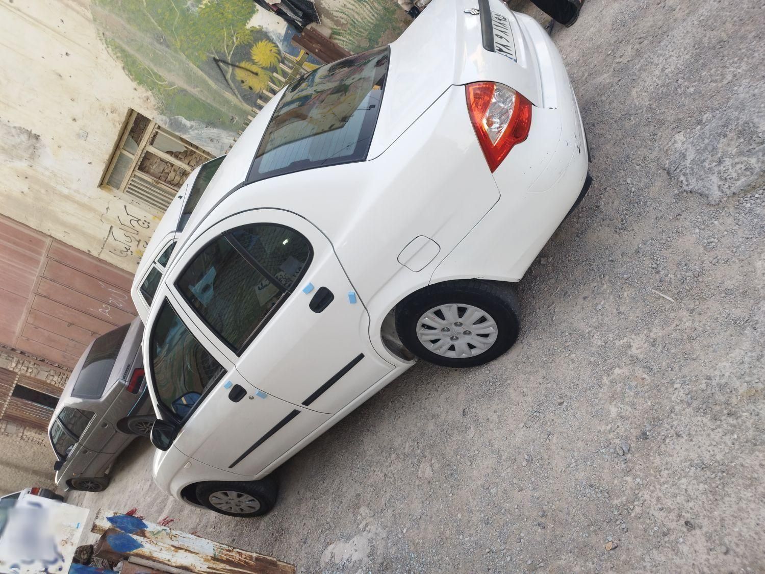 تیبا صندوق دار SX - 1401