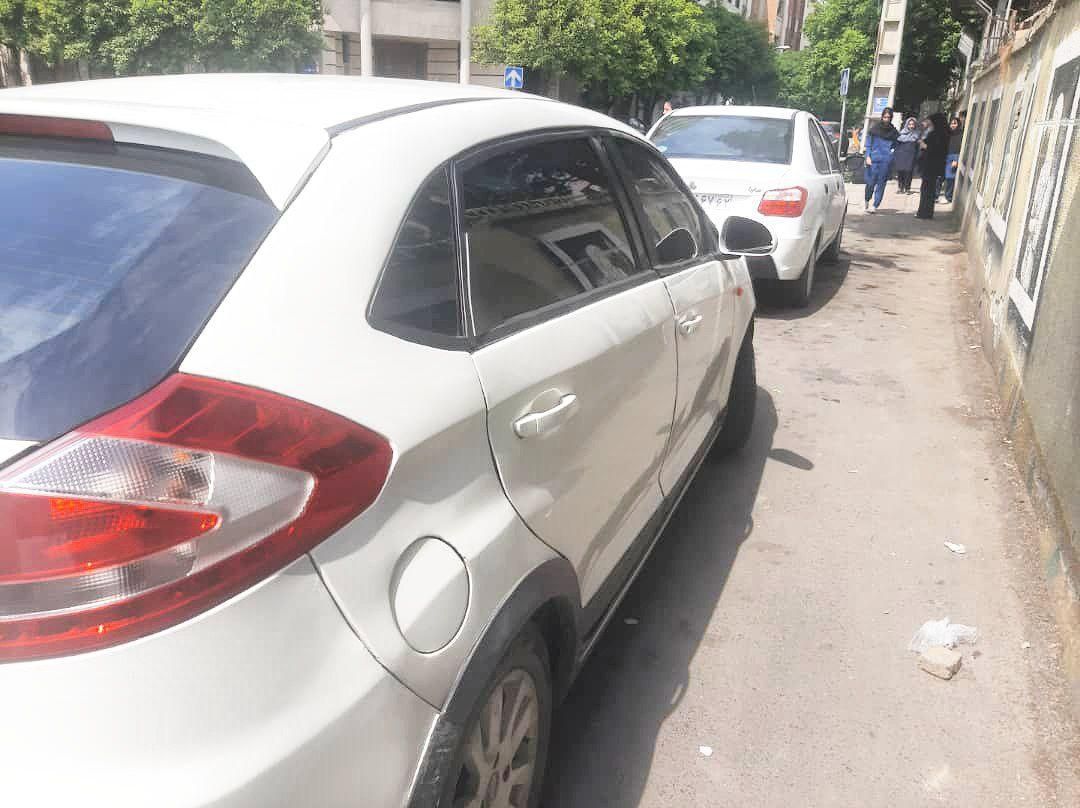 ام وی ام 315 هاچ بک ساده دنده ای - 1396