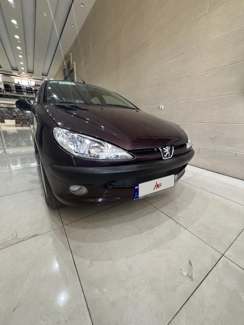 پژو ۲۰۶ صندوق دار v8 - 1392