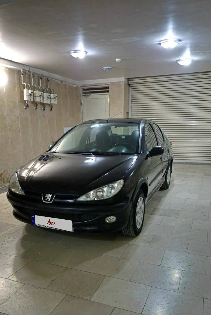 پژو ۲۰۶ صندوق دار v8 - 1393