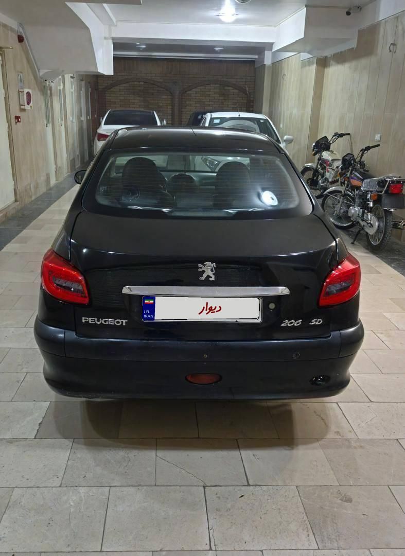 پژو ۲۰۶ صندوق دار v8 - 1393