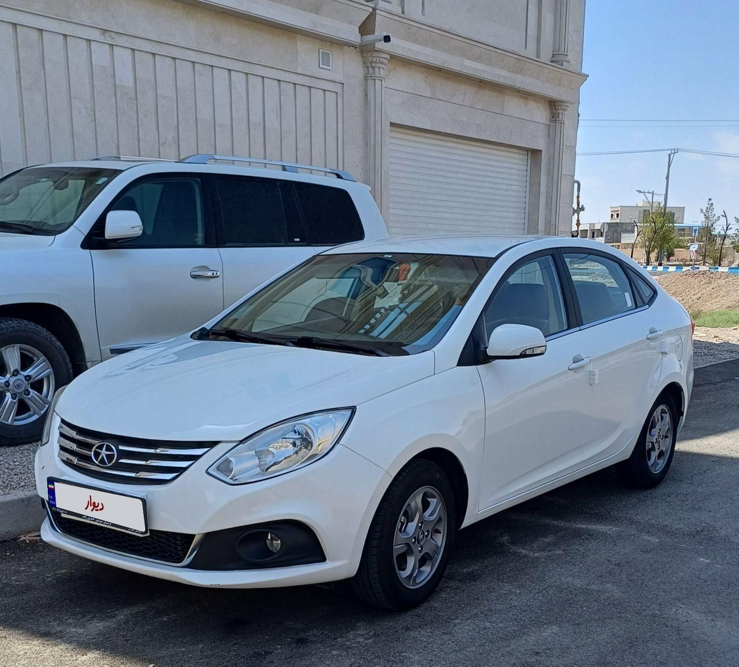 جک J4 اتوماتیک ساده - 1402