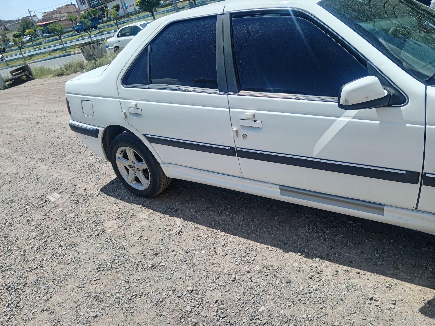 پژو پارس XU7ساده - 1392