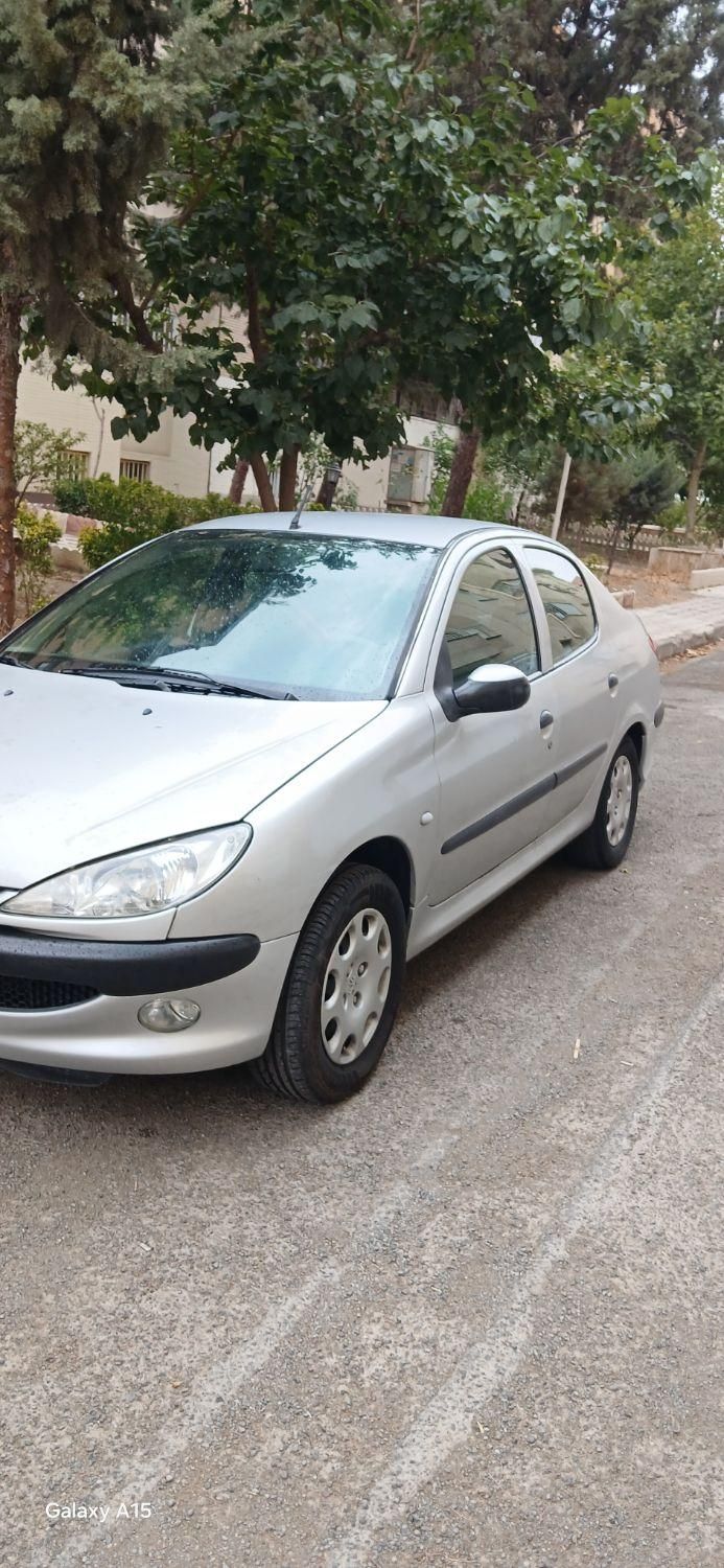 پژو ۲۰۶ صندوق دار v8 - 1386