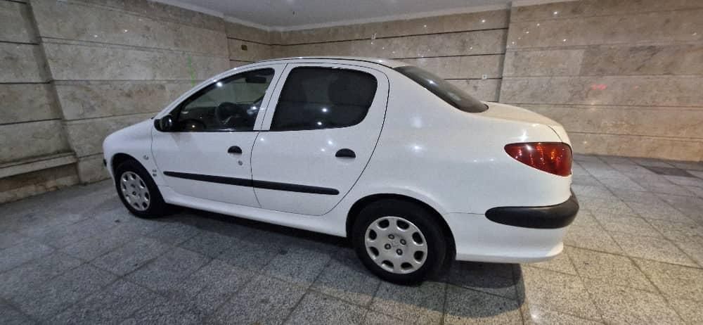 پژو ۲۰۶ صندوق دار v8 - 1397