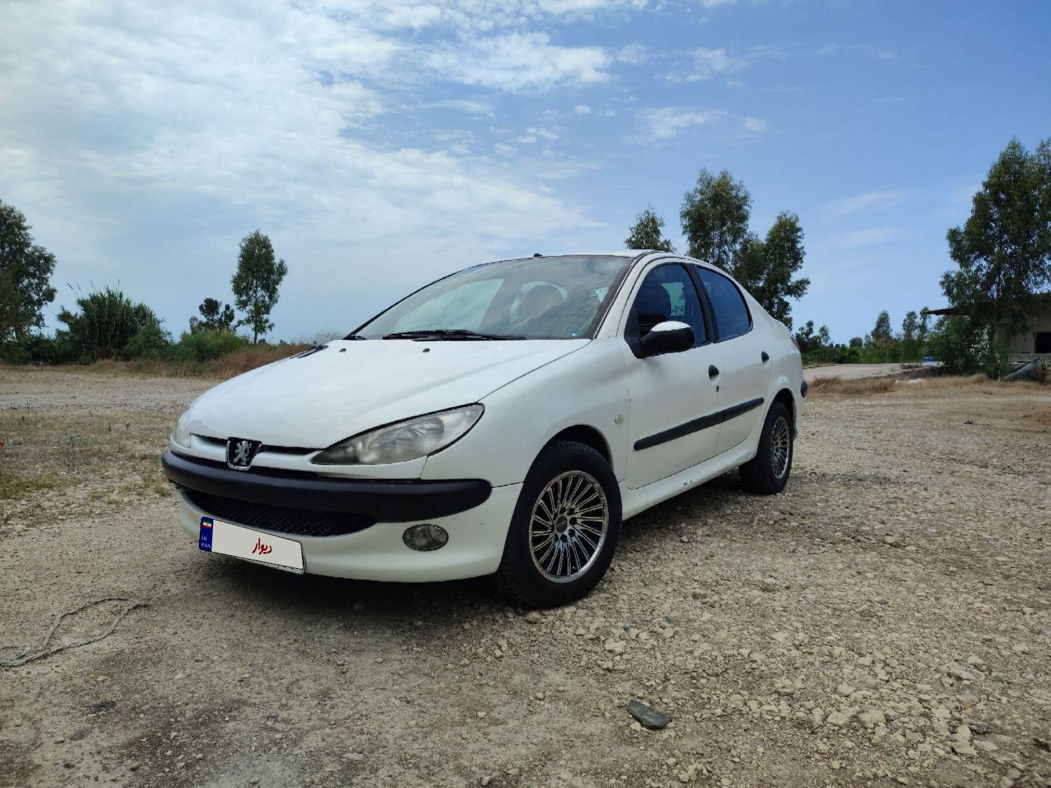 پژو ۲۰۶ صندوق دار v8 - 1389