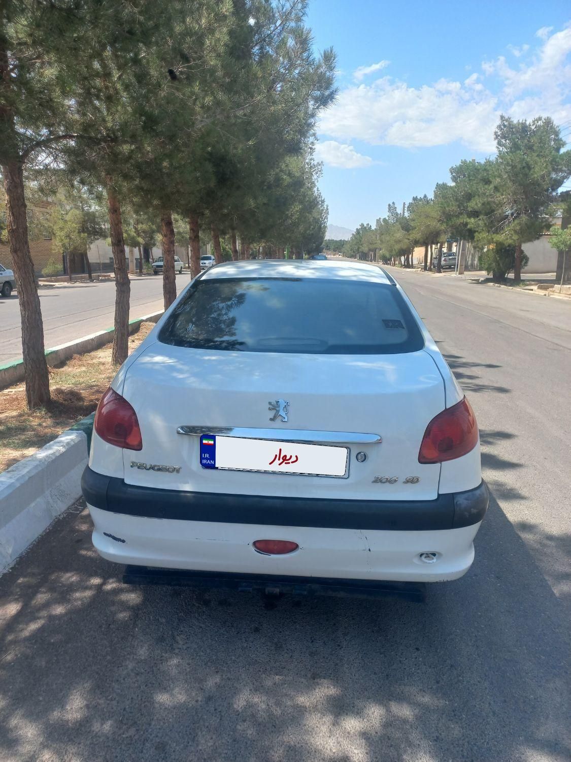 پژو ۲۰۶ صندوق دار v8 - 1395