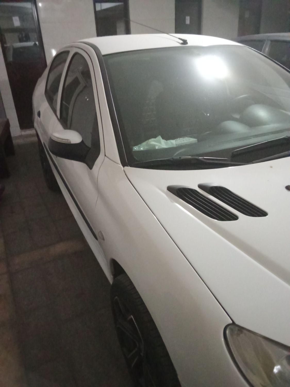 پژو ۲۰۶ صندوق دار v8 - 1399