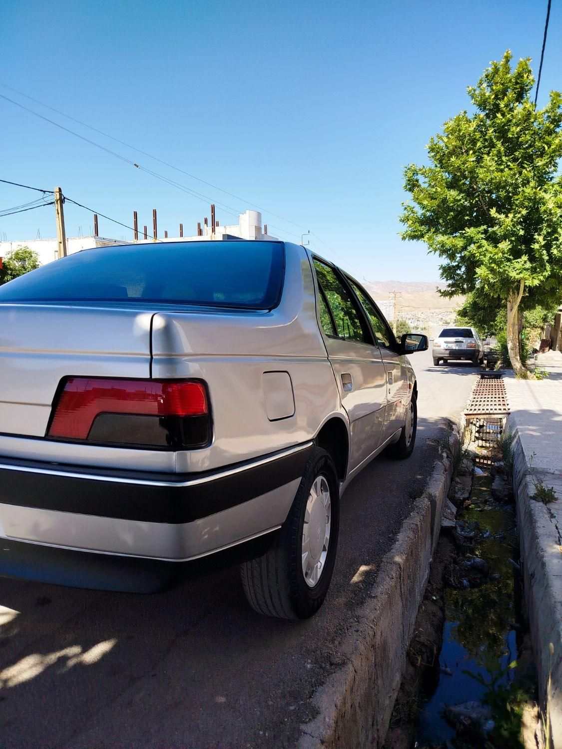 پژو 405 بنزینی GLX - TU5 - 1390