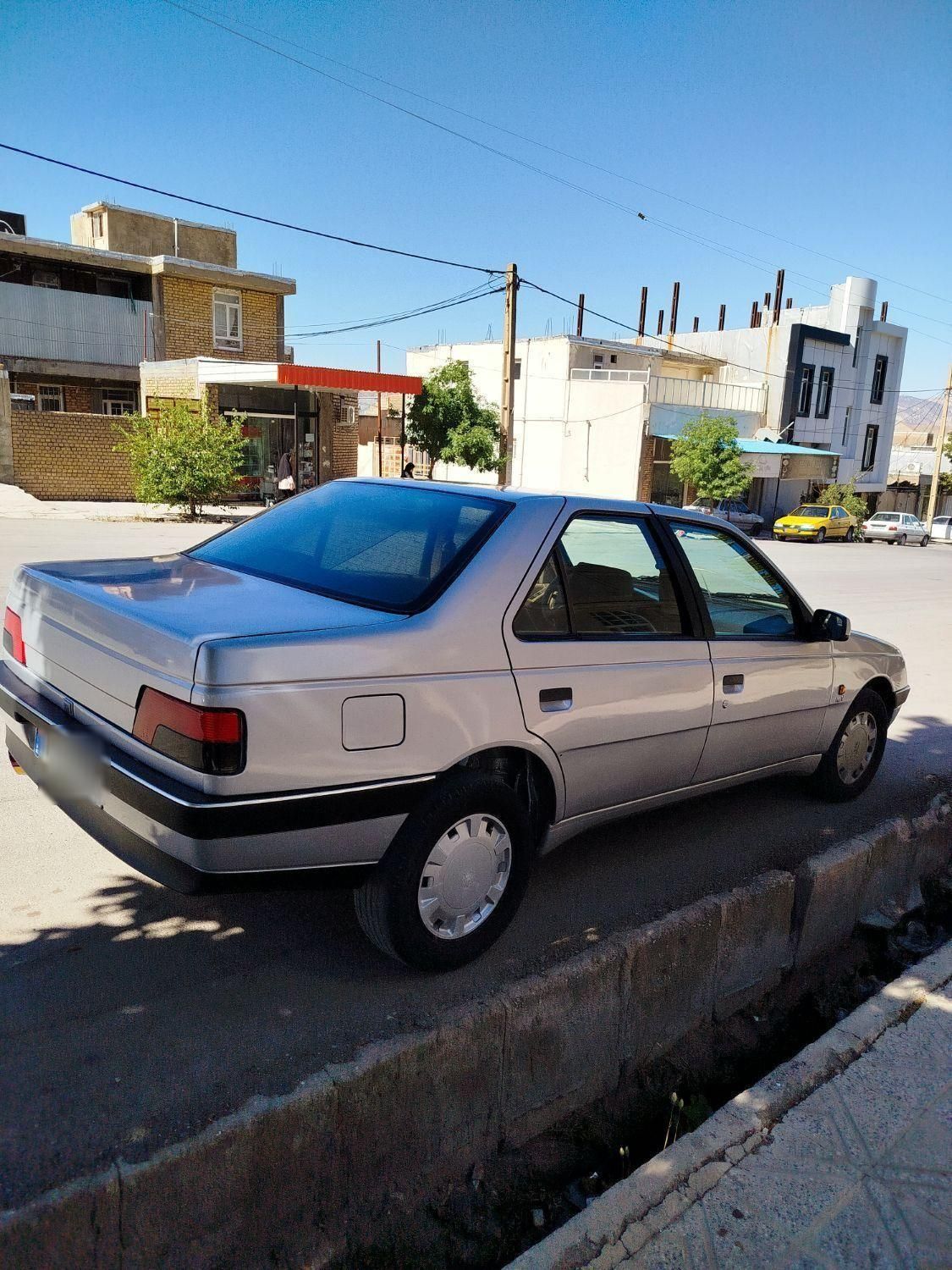 پژو 405 بنزینی GLX - TU5 - 1390
